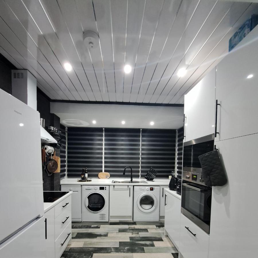 Family Holiday With Hot Tub , Family Groups Only Blackpool Exterior foto