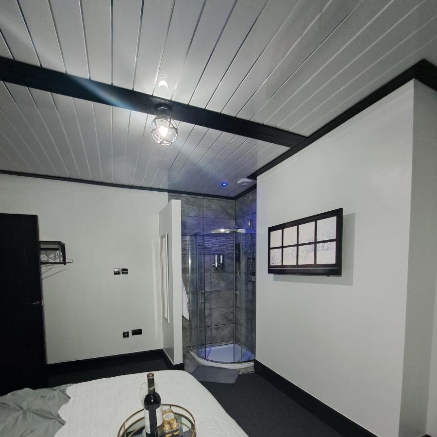 Family Holiday With Hot Tub , Family Groups Only Blackpool Exterior foto