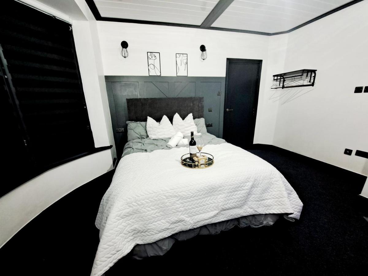 Family Holiday With Hot Tub , Family Groups Only Blackpool Exterior foto