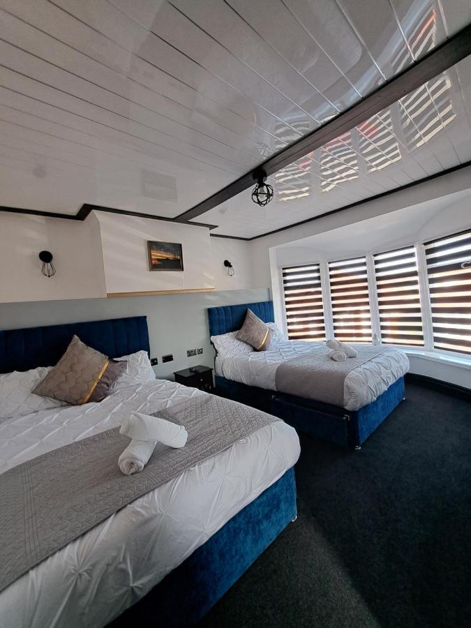 Family Holiday With Hot Tub , Family Groups Only Blackpool Exterior foto